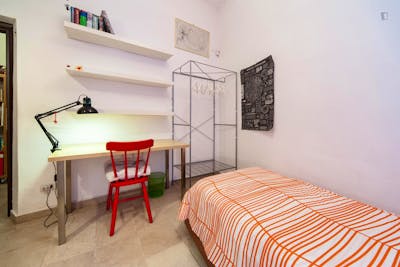Modern single ensuite bedroom close to the Trastevere area  - Gallery -  2