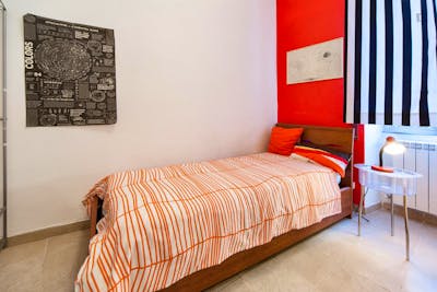 Modern single ensuite bedroom close to the Trastevere area  - Gallery -  1