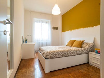 Nice single bedroom close to Precotto metro  - Gallery -  1