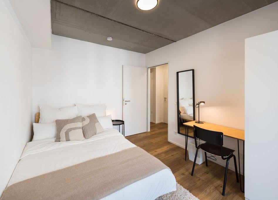 Private Room in Ostend, Frankfurt