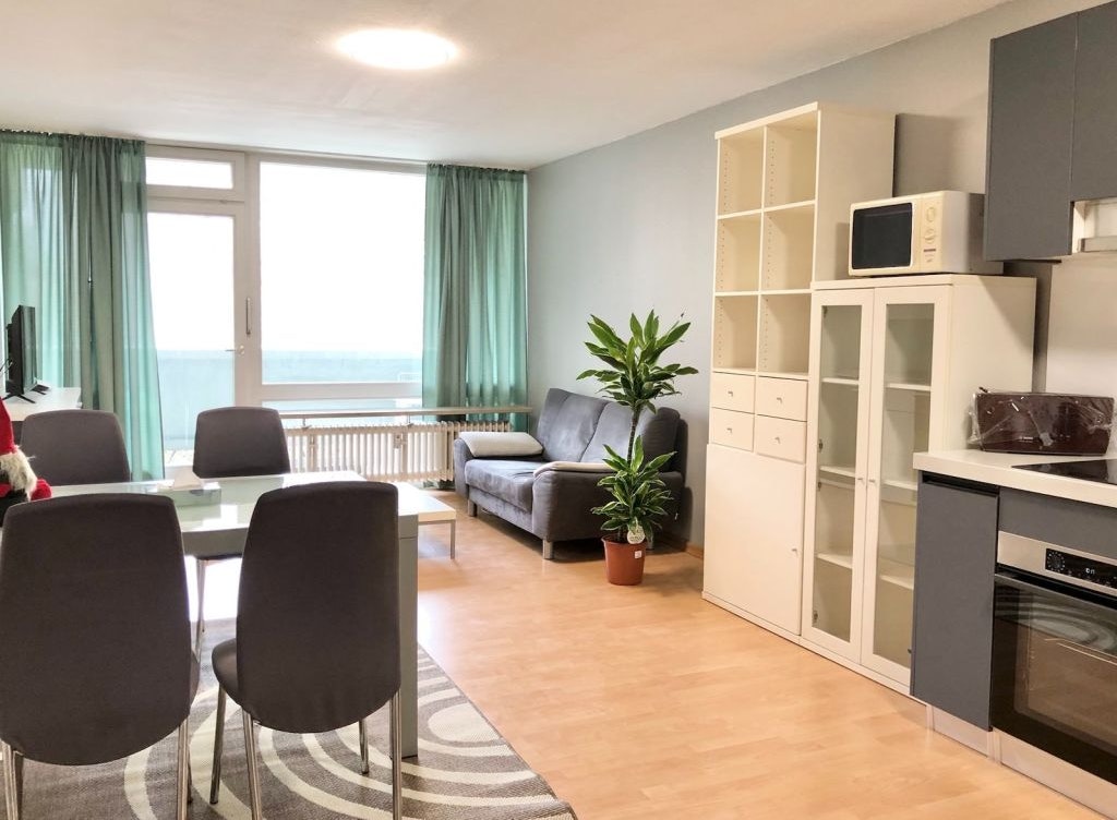 Renovated 2-room apartment at Südpark