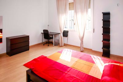 Cool single bedroom near Sondrio metro station  - Gallery -  3