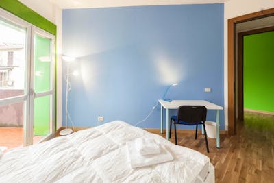 Very cool double bedroom near the Santa Maria Novella train station  - Gallery -  3