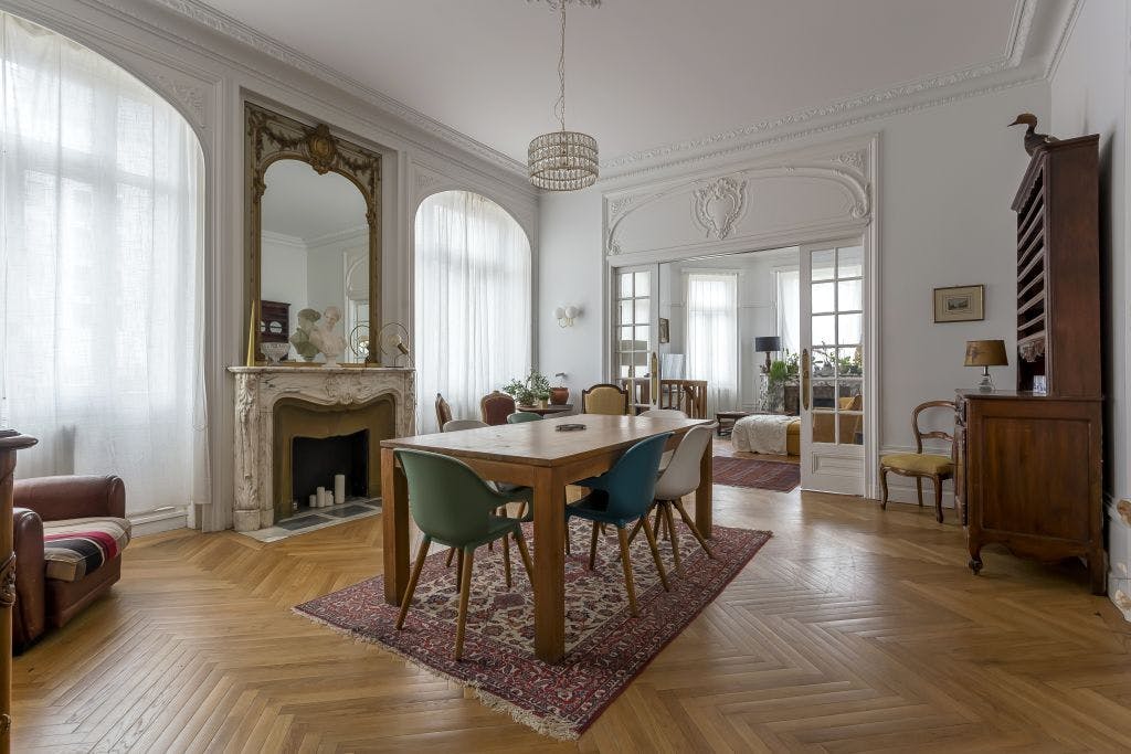 In English: "Sublime apartment in the heart of Croix Rousse"