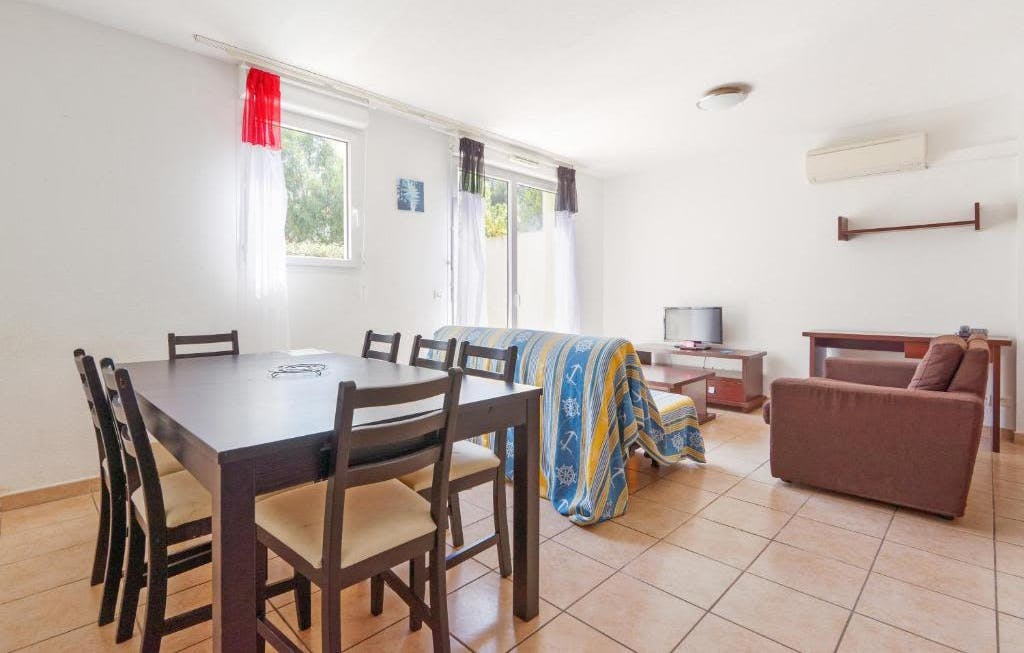 1 bedroom apartment in Toulon Six Fours