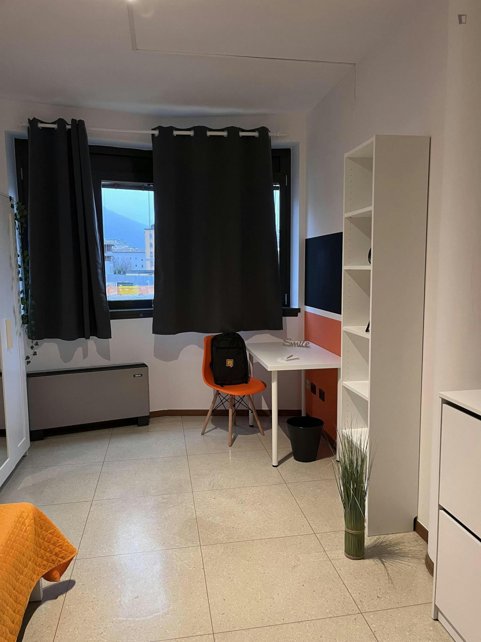 Marvellous single bedroom near the Trento Ftm trtain station 