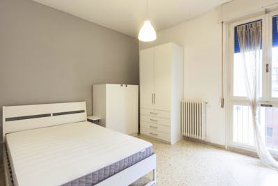 Snug double bedroom close to Università degli Studi di Firenze - Scuola di Giurisprudenza  - Gallery -  1