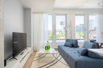 In the heart of Griffintown, 2 bed/2bath fully furnished condo  - Gallery -  2