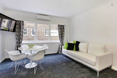 Modern 1-bedroom apartment near South Yarra train station  - Gallery -  2