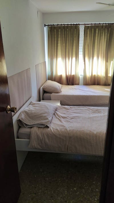 Cosy twin bedroom in Camins al Grau  - Gallery -  3