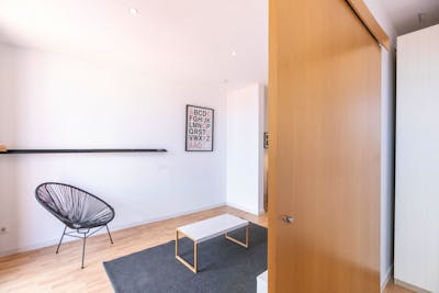Cool 3-bedroom apartment near Entença metro station  - Gallery -  3