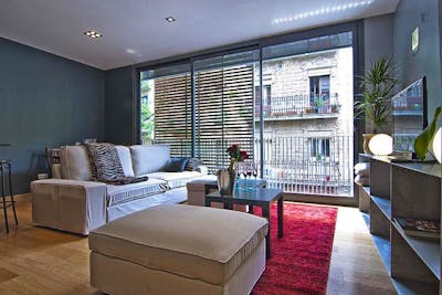 Elegant 2-bedroom apartment in lively Gràcia  - Gallery -  1