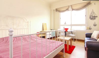High-quality double bedroom in L’Eixample  - Gallery -  1