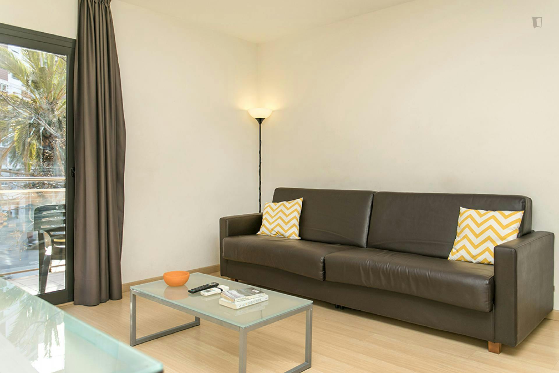 Elegant 1-bedroom apartment by the Olympic Village, in Sant Marti