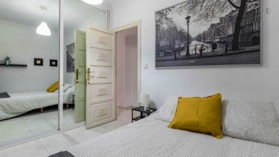 Welcoming double bedroom in Benimaclet  - Gallery -  1