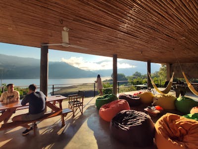 Country House Overlooking The Lake w/ Coworking + Kitesurfing School  - Gallery -  2