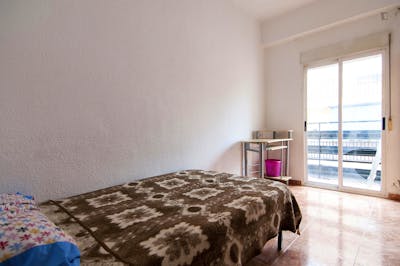 Comely single bedroom near the Burjassot campus of the Universitat de Valencia
