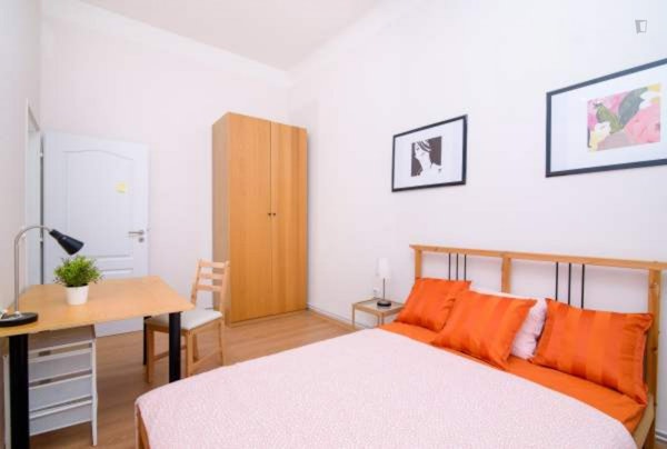 Colourful double bedroom in Karlín