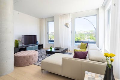 3-Bedroom apartment near Place des Bassins Park  - Gallery -  3