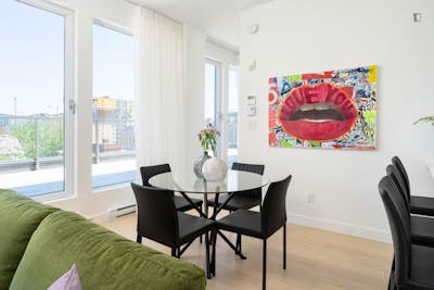 2-Bedroom apartment near Place des Bassins Park  - Gallery -  3