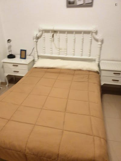 Double bedroom in a 4-bedroom apartment near Campus Universitario de Ponferrada  - Gallery -  3