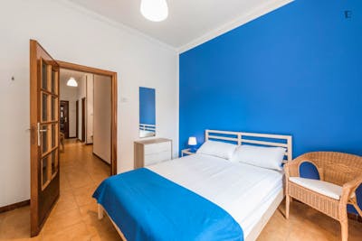 Cool double bedroom in a 4-bedroom flat near Policlinico di Bari