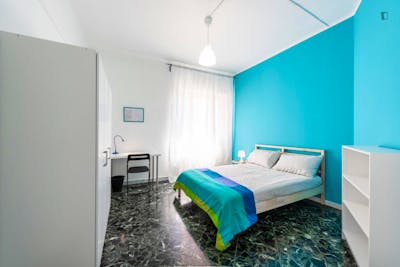 Chic double bedroom near Bari Sud Est train station