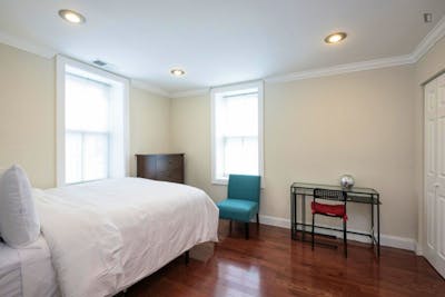 Lovely 1-bedroom apartment near Columbia Heights metro station  - Gallery -  2