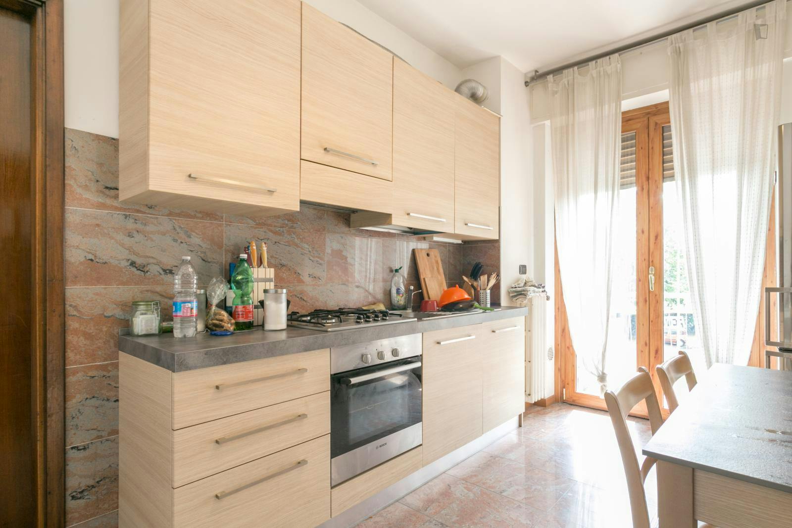 Elegant double bedroom in a 6-bedroom flat, in Stadio San Giro