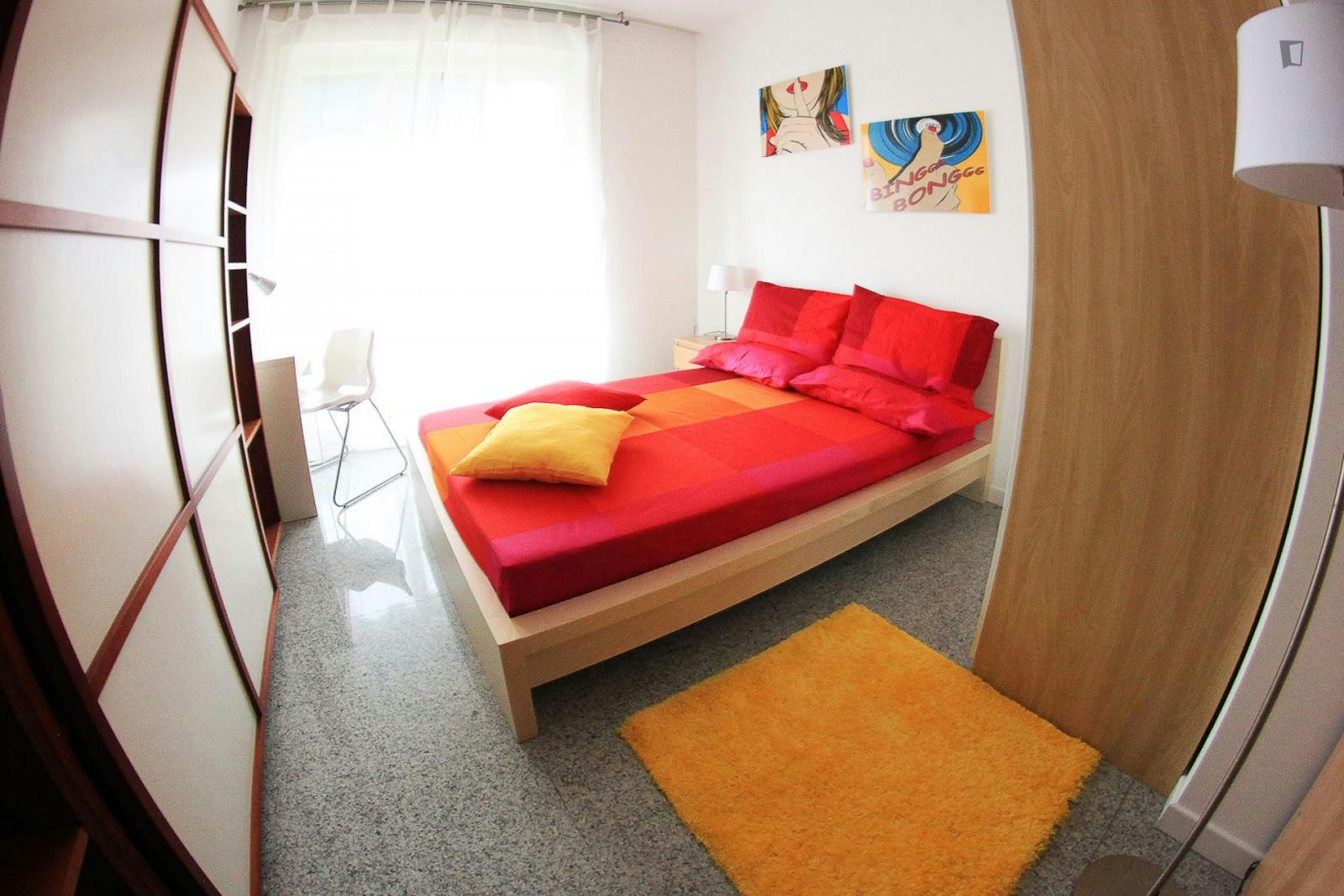 Warm and cosy double bedroom in the Stadio San Siro neighbourhood