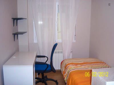 Very nice single bedroom near the close to Universidad de Zaragoza