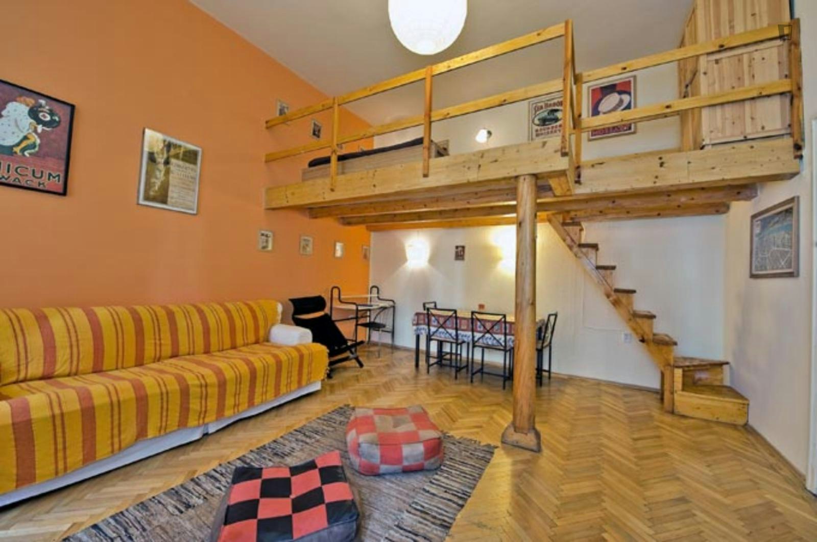 Cozy 1-bedroom apartment near Arany János Street metro station