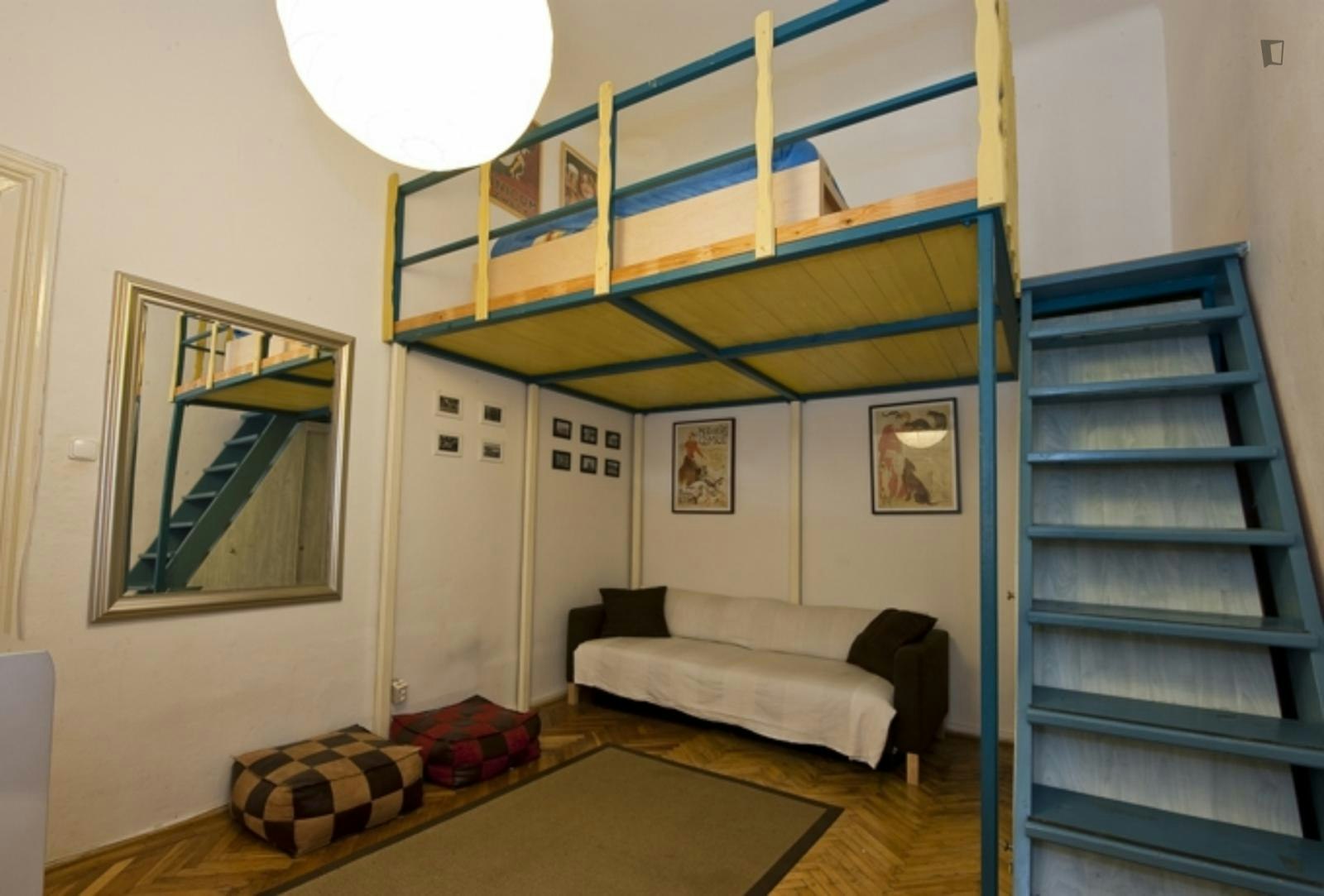 Alluring 2-bedroom apartment near Nyugati pályaudvar metro station