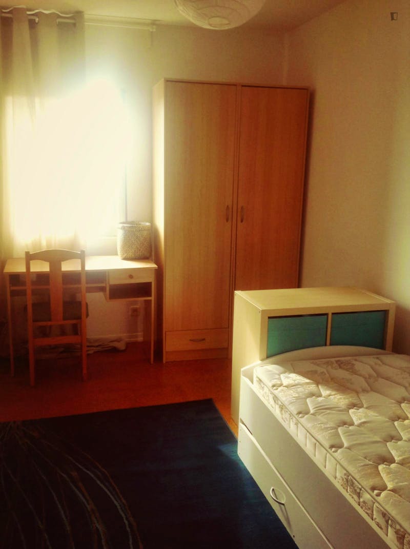 Appealing single bedroom blocks away from Universidade do Algarve