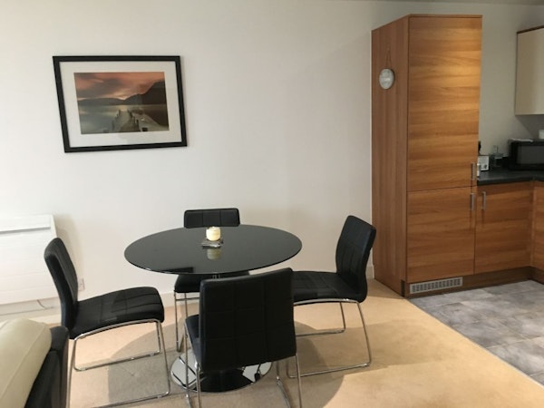Toothbrush Apartments - Ipswich Waterfront / 1 Bed Apartment with parking