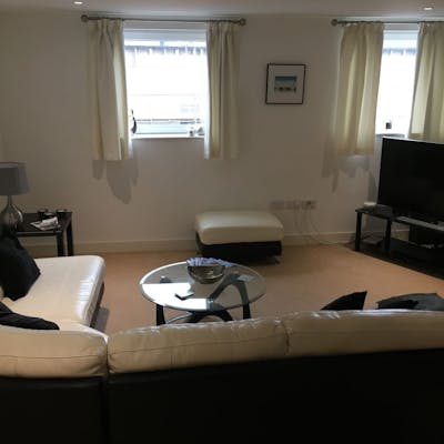 Toothbrush Apartments - Ipswich Waterfront / 1 Bed Apartment with parking