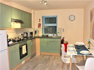 Lovely 4 bedroom apartment  - Gallery -  2