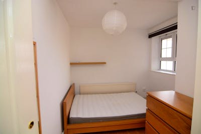 Cool single bedroom in Limehouse  - Gallery -  2