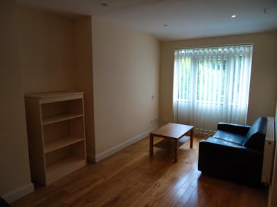 Single bedroom in affordable 6-bedroom house in Fallowfield  - Gallery -  2