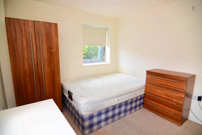 Neat single bedroom near the Bow Road station  - Gallery -  1