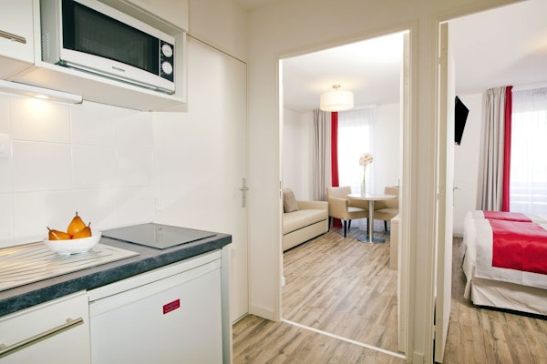 Premium one bedroom apartment the doorstep of Paris