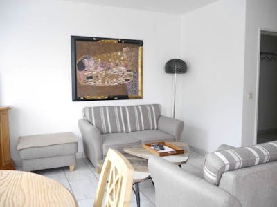 Nice apartment in a modern complex with elevator - central and close to the city in Wuppertal
