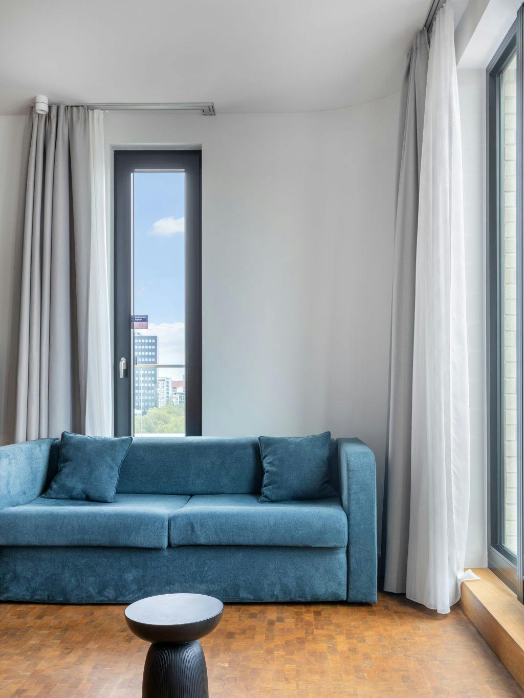 Furnished 52 sqm suites with kitchenette in Berlin Schöneberg with registration