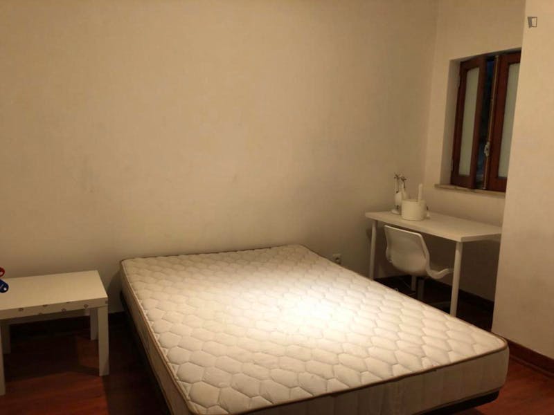 Cosy bedroom in Covilhã near Universidade da Beira Interior
