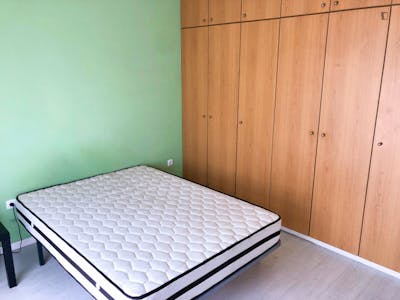 Modern double bedroom in Viseu