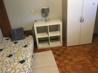 Single bedroom close to Câmara de Gaia metro station