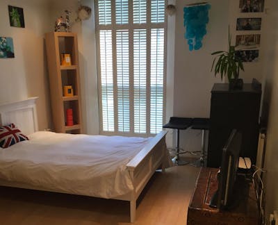 Modern double bedroom in a 5-bedroom apartment near London Business School  - Gallery -  1
