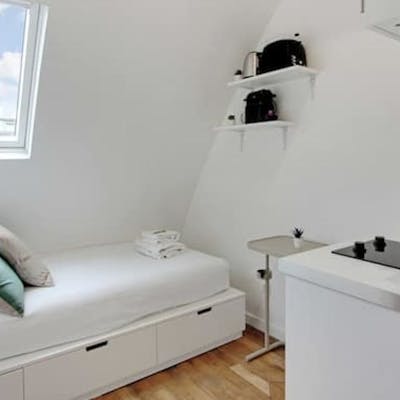 Renovated room on Place Victor Hugo - BAIL MOBILITE