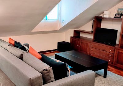 Beautiful and comfortable new penthouse in the center of Valladolid