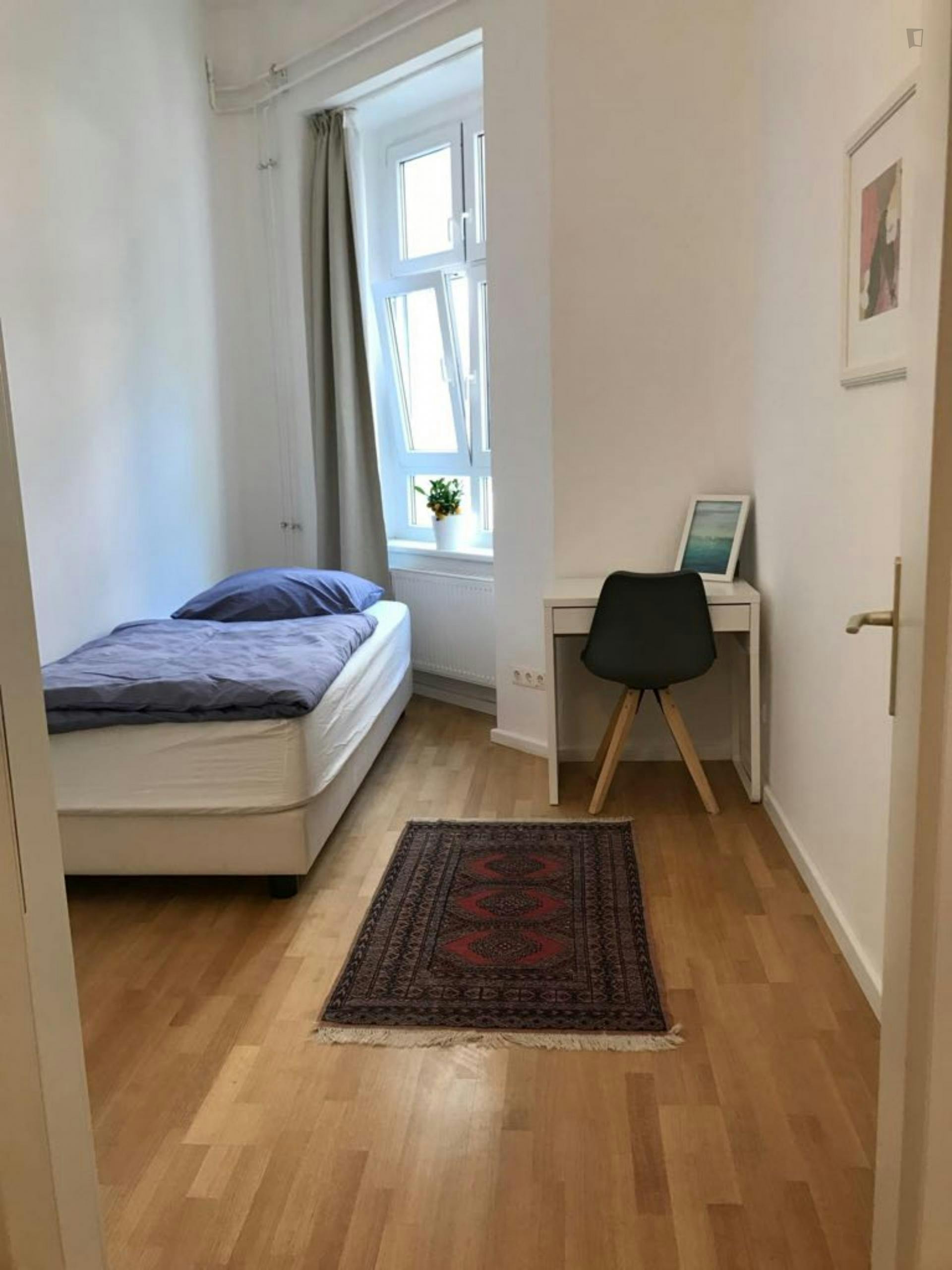 Great single bedroom in Schöneberg